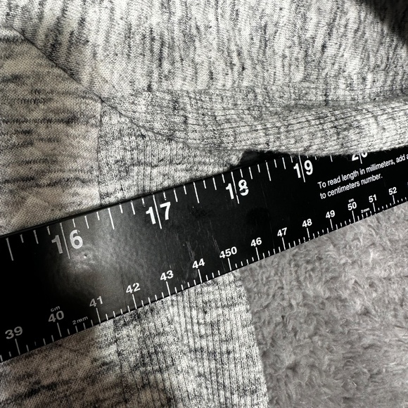 Etonic Women’s Sweatshirt XS Gray Long Sleeve Athletic Pullover with Side Zip - Picture 2 of 6